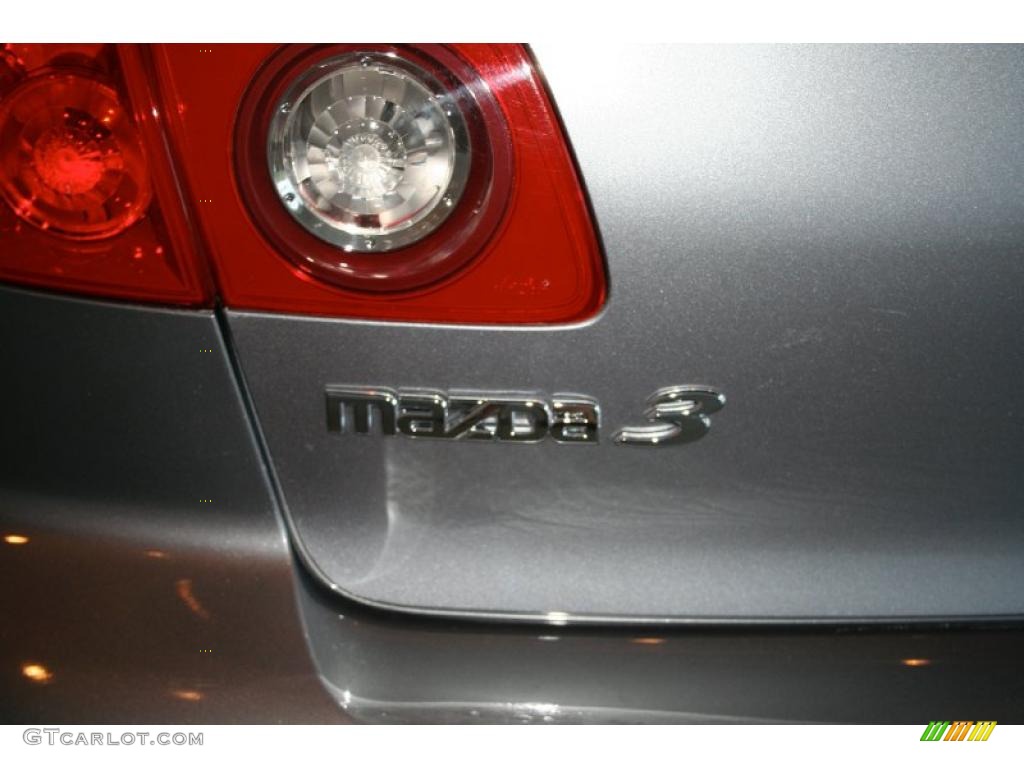2005 MAZDA3 i Sedan - Titanium Gray Metallic / Black photo #12