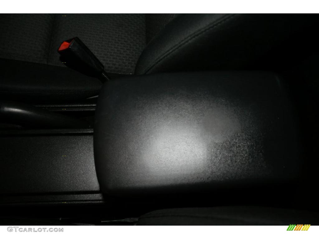 2005 MAZDA3 i Sedan - Titanium Gray Metallic / Black photo #18