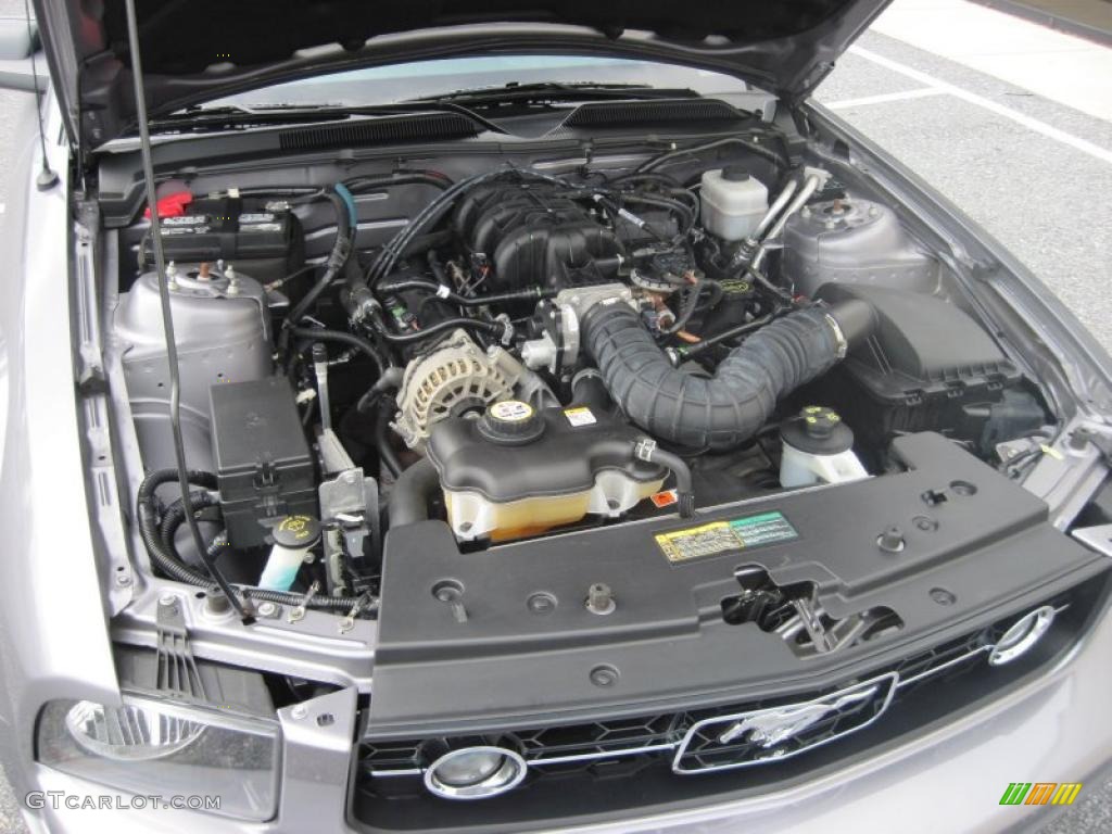 2007 Mustang V6 Premium Coupe - Tungsten Grey Metallic / Light Graphite photo #9