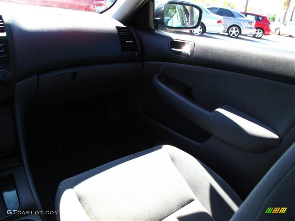 2003 Accord LX Sedan - Eternal Blue Pearl / Gray photo #13
