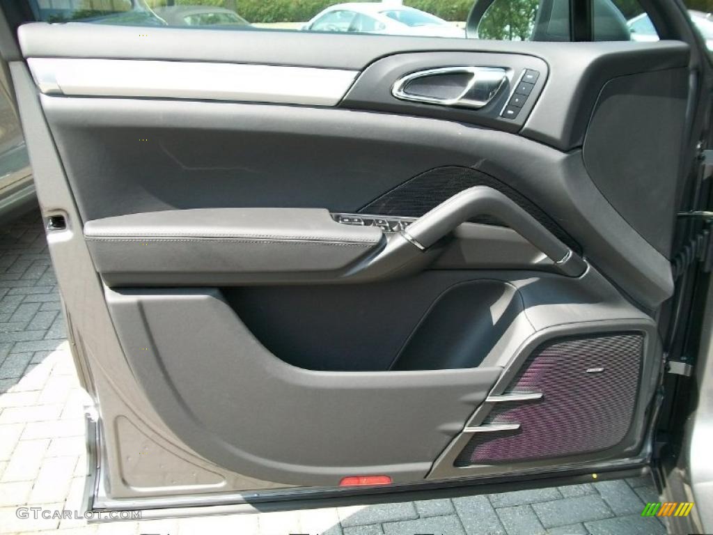 2011 Cayenne Turbo - Meteor Grey Metallic / Black photo #9