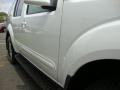 Avalanche White - Pathfinder SE 4x4 Photo No. 17