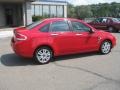 Vermillion Red - Focus SE Sedan Photo No. 2