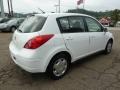 Fresh Powder - Versa 1.8 S Hatchback Photo No. 4
