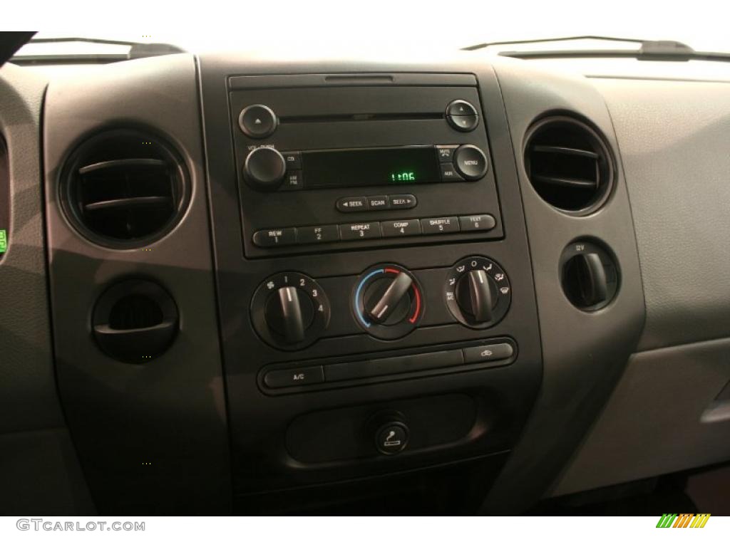 2006 F150 STX SuperCab 4x4 - Dark Shadow Grey Metallic / Medium Flint photo #12