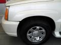 White Diamond - Escalade ESV AWD Photo No. 2