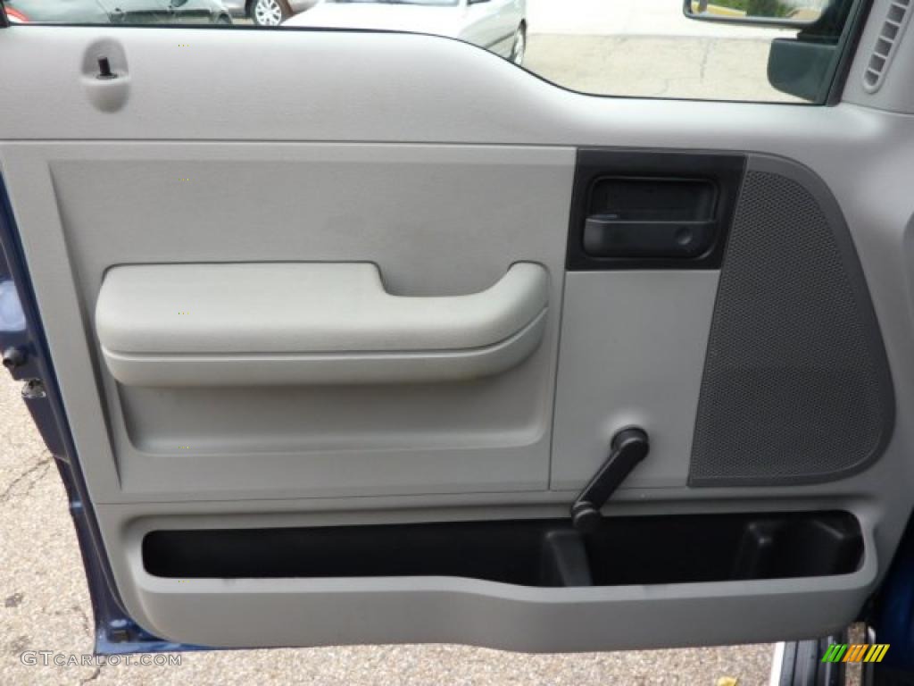 2007 F150 STX SuperCab 4x4 - Dark Blue Pearl Metallic / Medium Flint photo #12