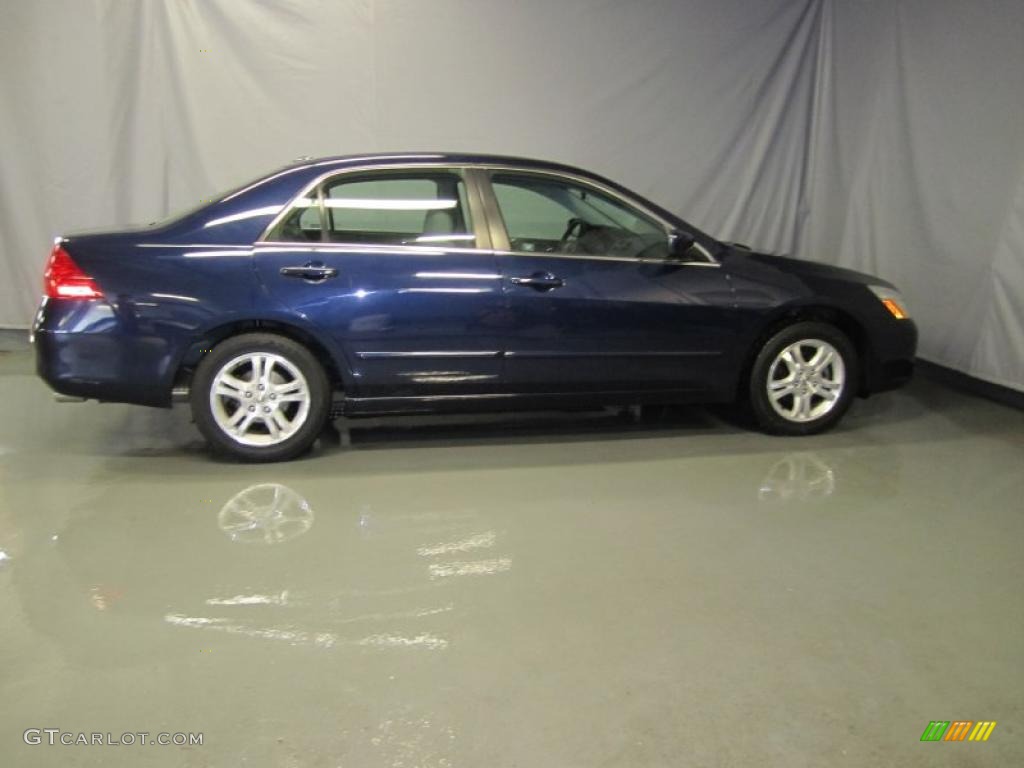 2006 Accord EX-L Sedan - Royal Blue Pearl / Gray photo #4