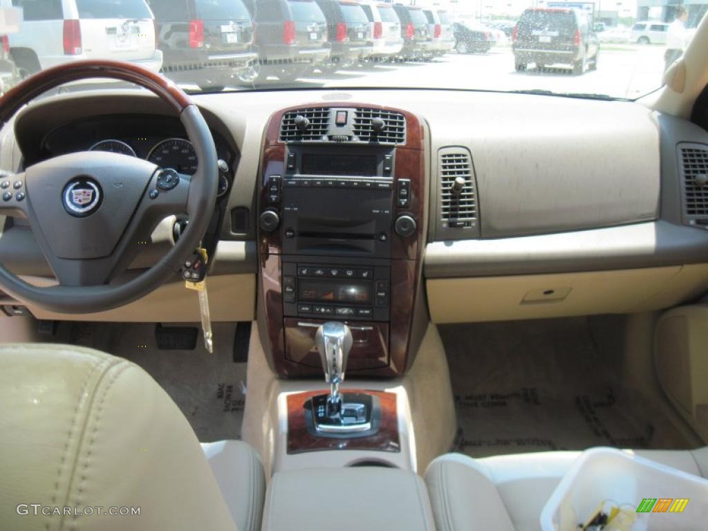 2007 CTS Sedan - Infrared / Cashmere photo #10