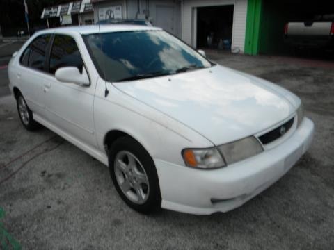 1998 Nissan Sentra SE Data, Info and Specs