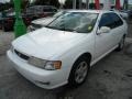 Cloud White - Sentra SE Photo No. 3