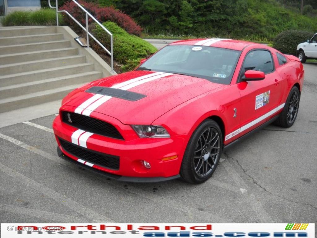 2011 Mustang Shelby GT500 SVT Performance Package Coupe - Race Red / Charcoal Black/White photo #2