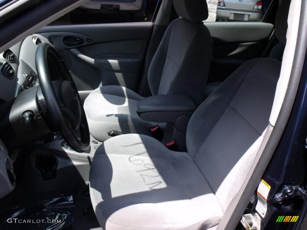 2003 Focus ZX5 Hatchback - Twilight Blue Metallic / Dark Charcoal photo #14