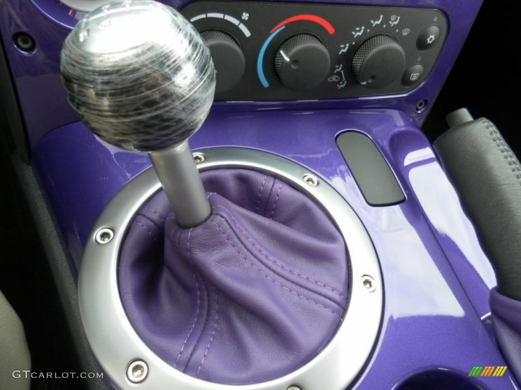 2010 Viper SRT10 Roanoke Dodge Edition Coupe - Viper Black/Purple / Black photo #14