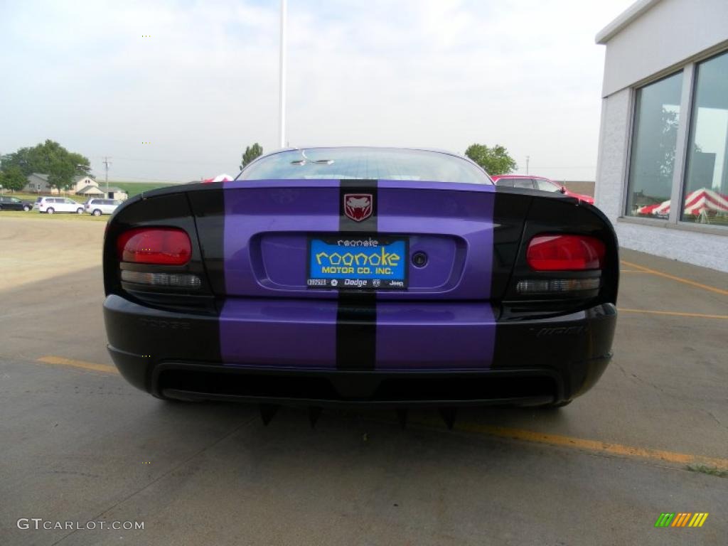 2010 Viper SRT10 Roanoke Dodge Edition Coupe - Viper Black/Purple / Black photo #30