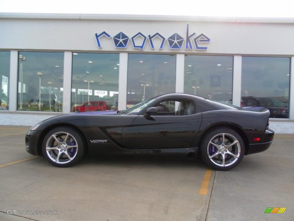 2010 Viper SRT10 Roanoke Dodge Edition Coupe - Viper Black/Purple / Black photo #35