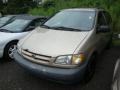 2000 Desert Sand Mica Toyota Sienna LE  photo #3