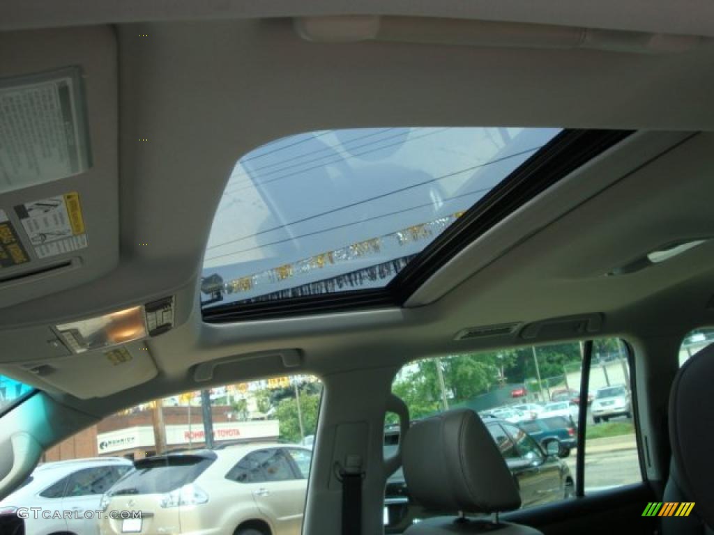 2008 LX 570 - Onyx Black / Dark Gray photo #11