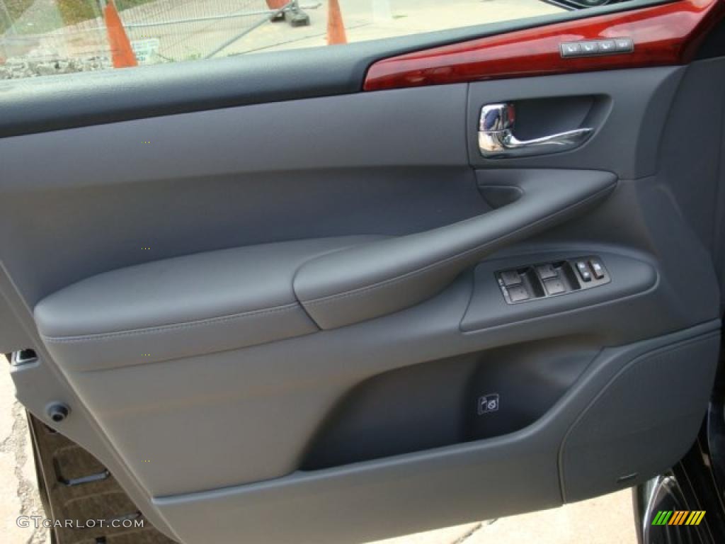 2008 LX 570 - Onyx Black / Dark Gray photo #12