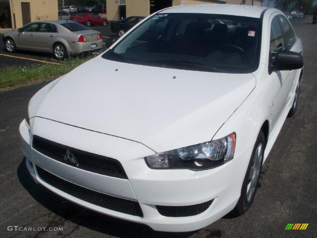 2010 Lancer DE - Wicked White Metallic / Black photo #1