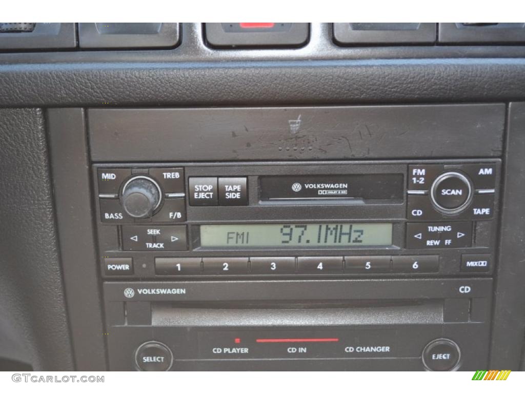 2001 Golf GLS TDI 4 Door - Black / Black photo #16