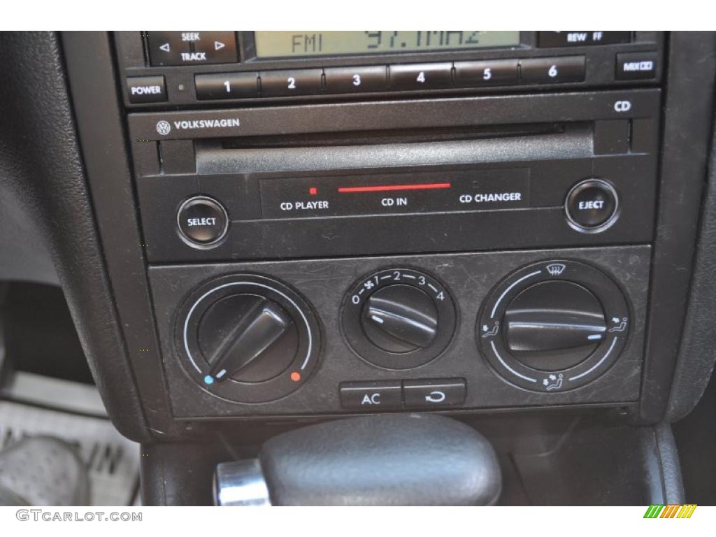 2001 Golf GLS TDI 4 Door - Black / Black photo #17