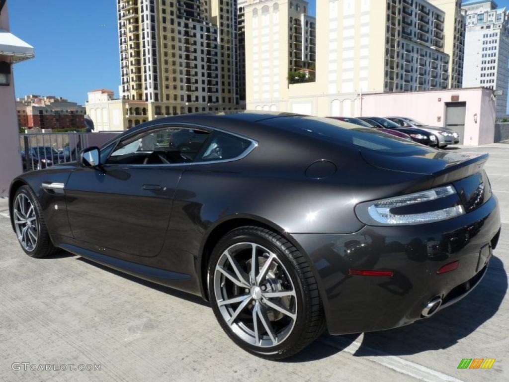 2010 V8 Vantage Coupe - Quantum Silver / Obsidian Black photo #4