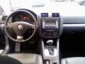 Black - Jetta SE Sedan Photo No. 8