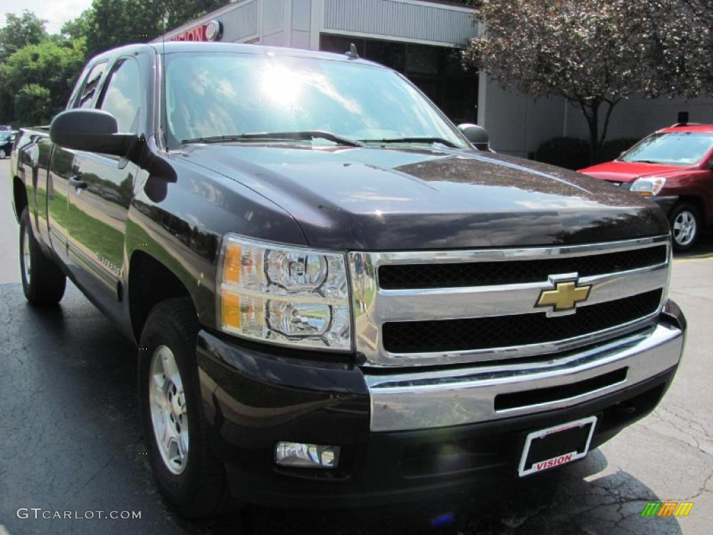 2009 Silverado 1500 LT Extended Cab 4x4 - Dark Cherry Red Metallic / Light Cashmere photo #17