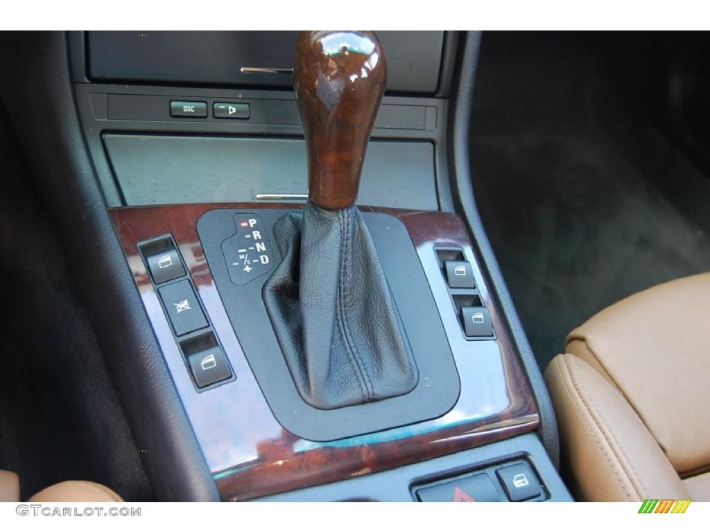 2005 3 Series 330i Sedan - Jet Black / Sand photo #22