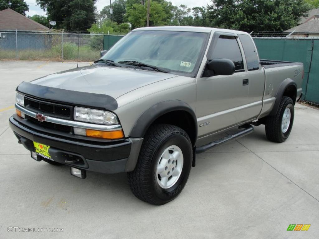 2000 Light Pewter Metallic Chevrolet S10 LS Extended Cab ...