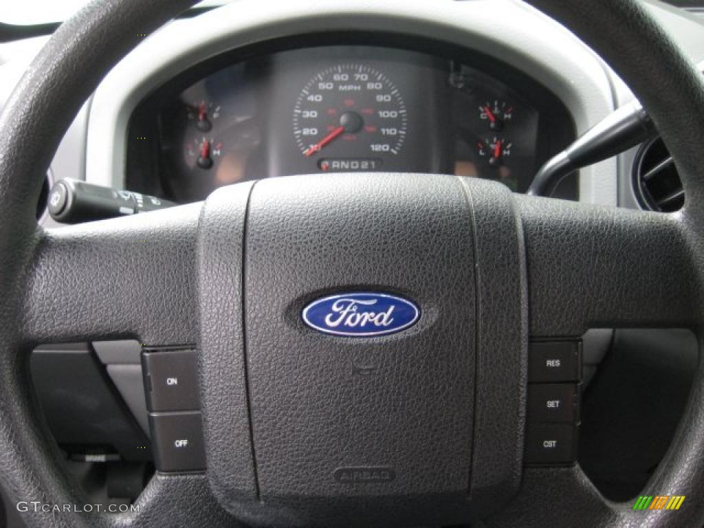 2005 F150 XLT SuperCab - Silver Metallic / Medium Flint Grey photo #14