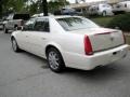 White Lightning - DTS Sedan Photo No. 2
