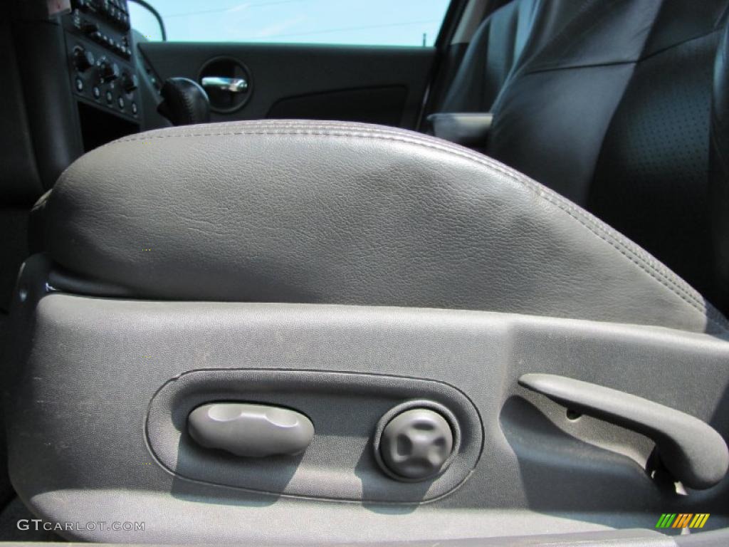 2004 Grand Prix GT Sedan - Greystone Metallic / Dark Pewter photo #10