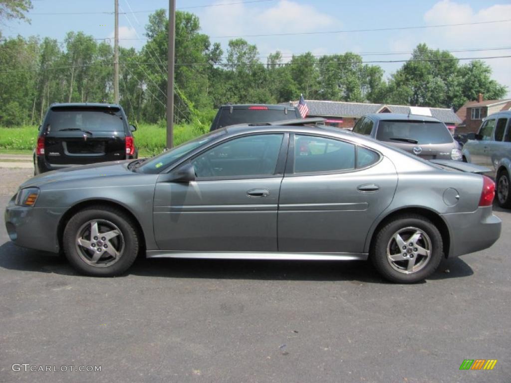 2004 Grand Prix GT Sedan - Greystone Metallic / Dark Pewter photo #16