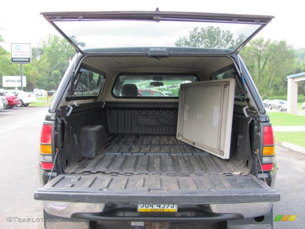 2004 Silverado 3500HD LS Regular Cab 4x4 Dually - Black / Dark Charcoal photo #11