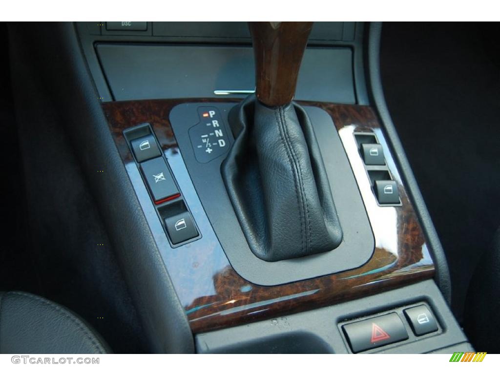 2004 3 Series 325i Sedan - Silver Grey Metallic / Black photo #19