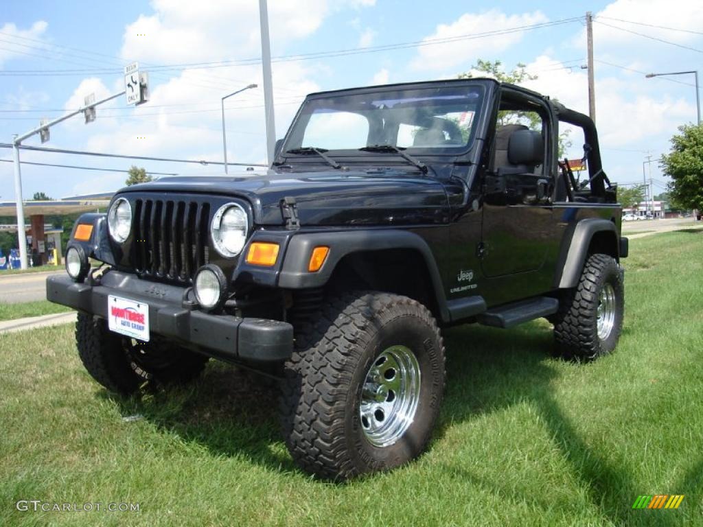2004 Wrangler Unlimited 4x4 - Black / Dark Slate Gray photo #1