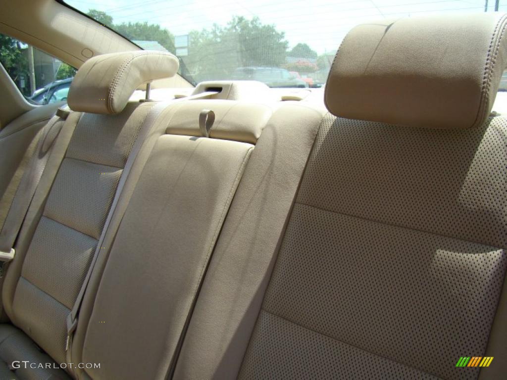 2009 Taurus Limited - Sangria Red Metallic / Camel photo #13