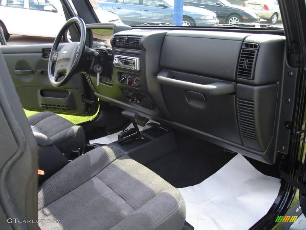 2004 Wrangler Unlimited 4x4 - Black / Dark Slate Gray photo #14