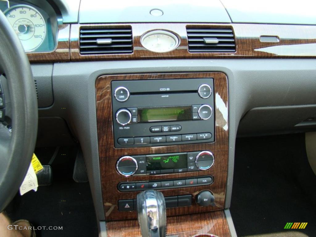 2009 Taurus Limited - Sangria Red Metallic / Camel photo #22