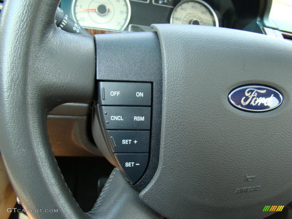 2009 Taurus Limited - Sangria Red Metallic / Camel photo #25