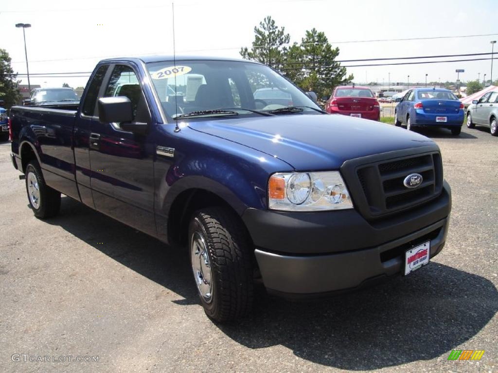 2007 F150 XL Regular Cab - Dark Blue Pearl Metallic / Medium Flint photo #7