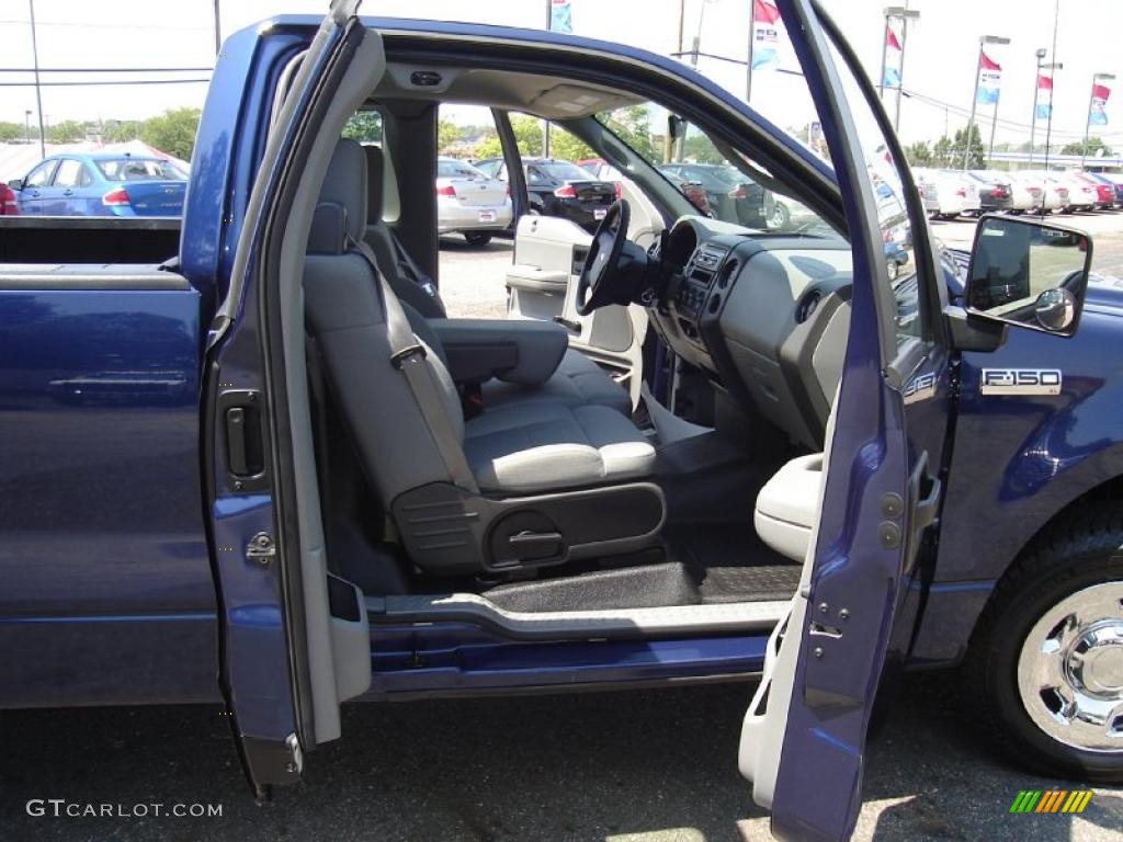 2007 F150 XL Regular Cab - Dark Blue Pearl Metallic / Medium Flint photo #15