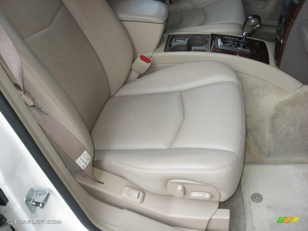 2006 SRX V8 - White Diamond / Cashmere photo #21