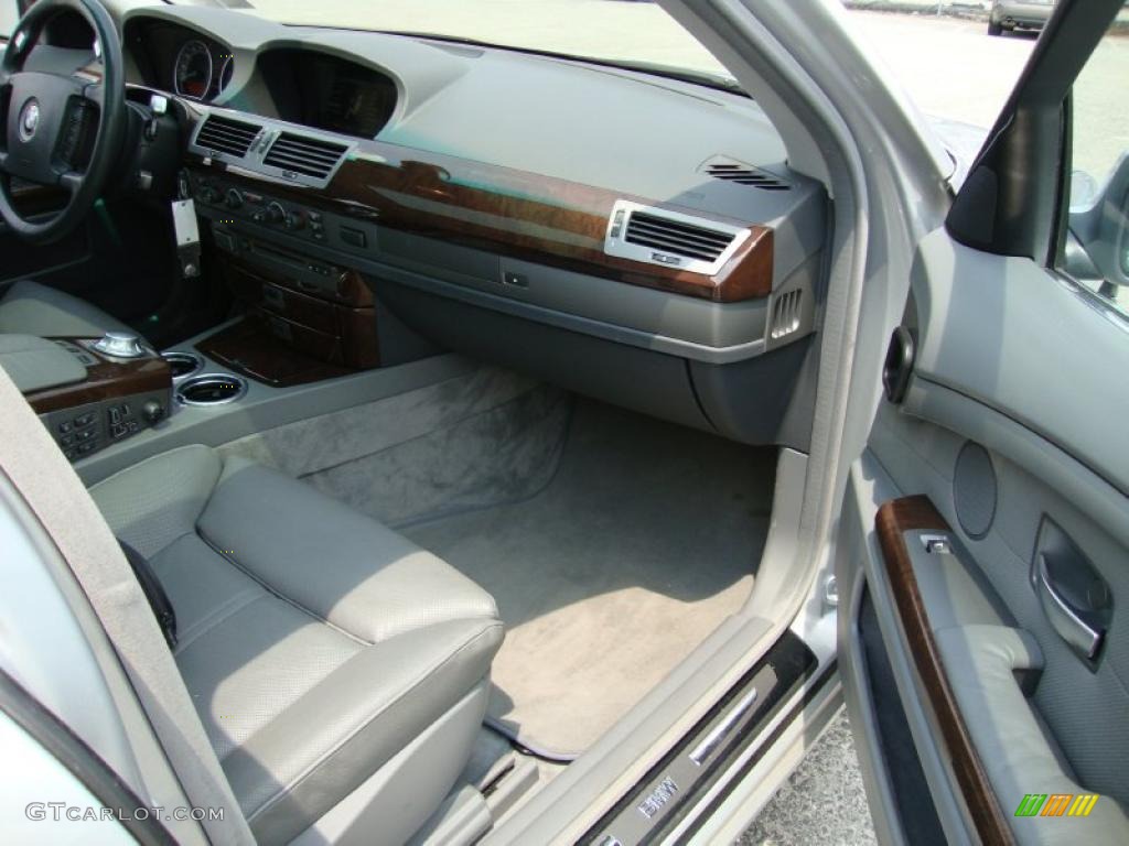 2003 7 Series 745i Sedan - Titanium Silver Metallic / Basalt Grey/Flannel Grey photo #18