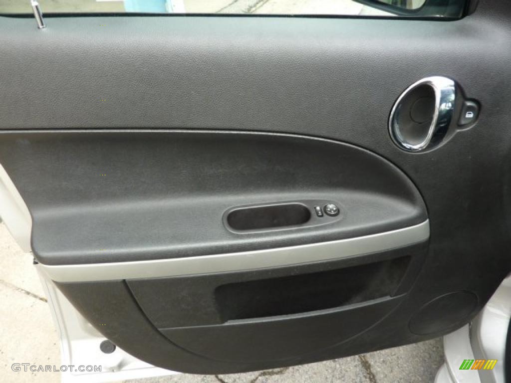 2007 HHR LT - Silverstone Metallic / Ebony Black photo #14