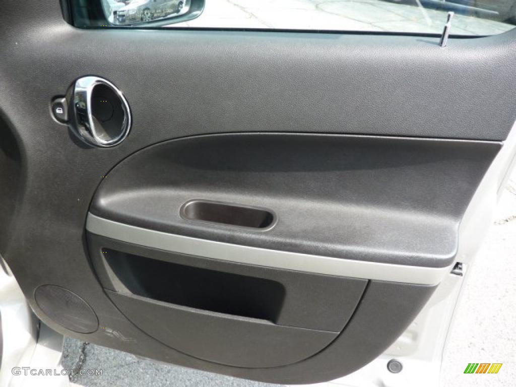 2007 HHR LT - Silverstone Metallic / Ebony Black photo #22