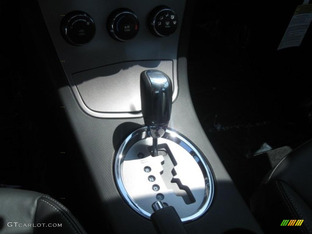 2010 Sebring Touring Sedan - Brilliant Black Crystal Pearl / Dark Slate Gray photo #10