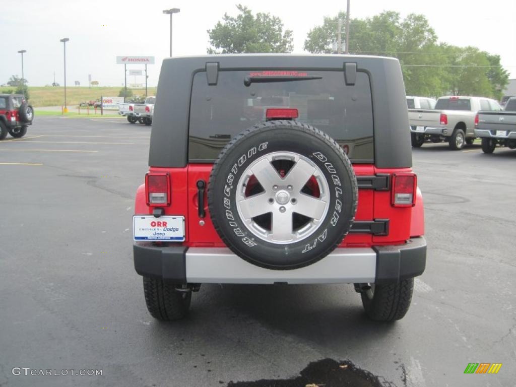 2010 Wrangler Unlimited Sahara 4x4 - Flame Red / Dark Slate Gray/Medium Slate Gray photo #5